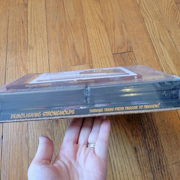 Demolishing Strongholds Teen Study Pack DVD Set Ken Ham Answers in Genesis Homes - Picture 2 of 7